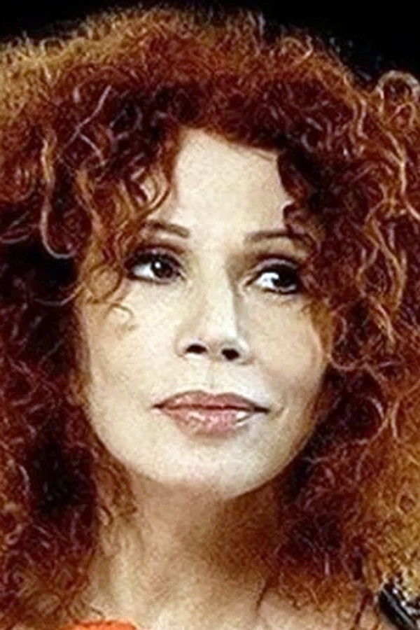 줄리아 미게네스