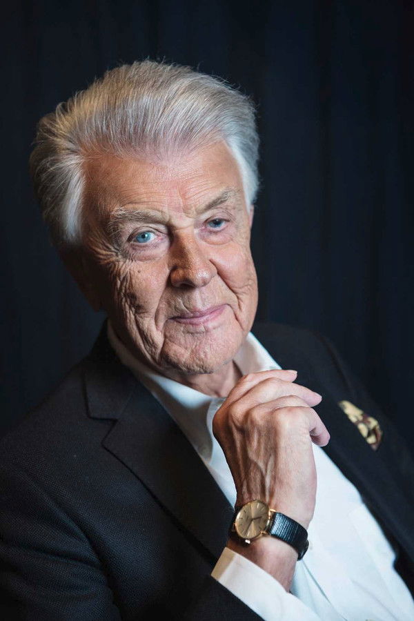 스벤 버틸 타우브