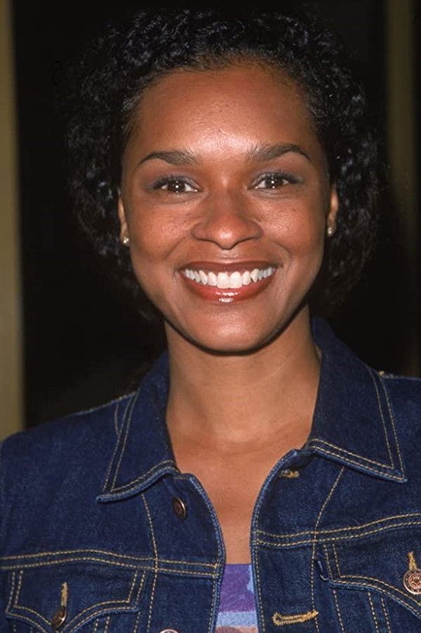 빅토리아 딜러드