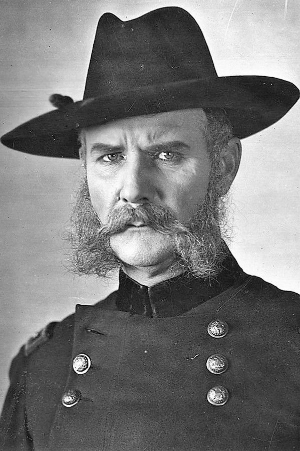 클라렌스 길다트