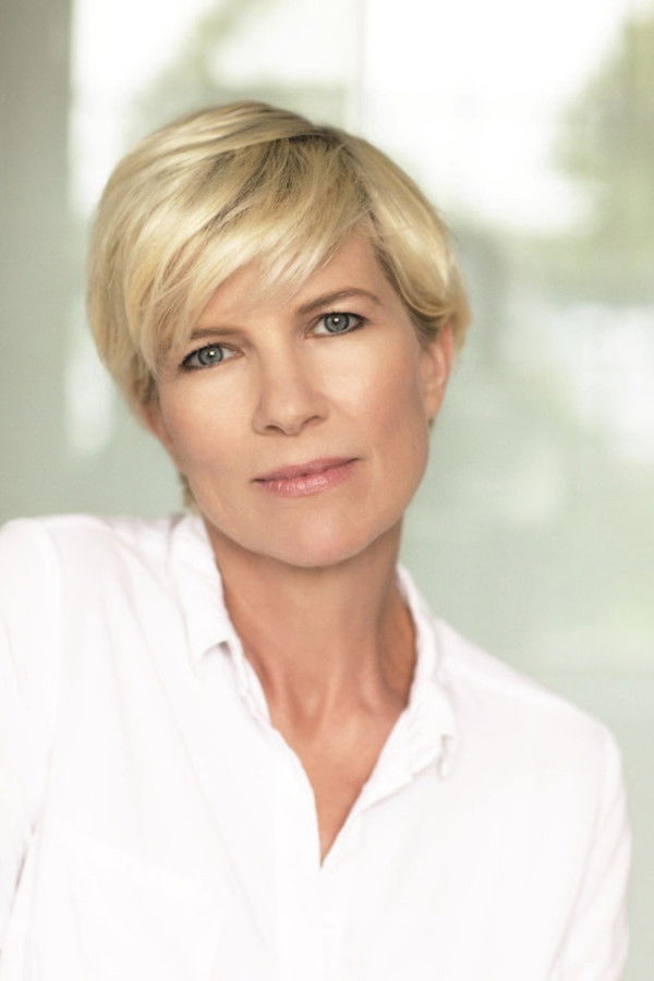 알렉산드라 타이딩즈