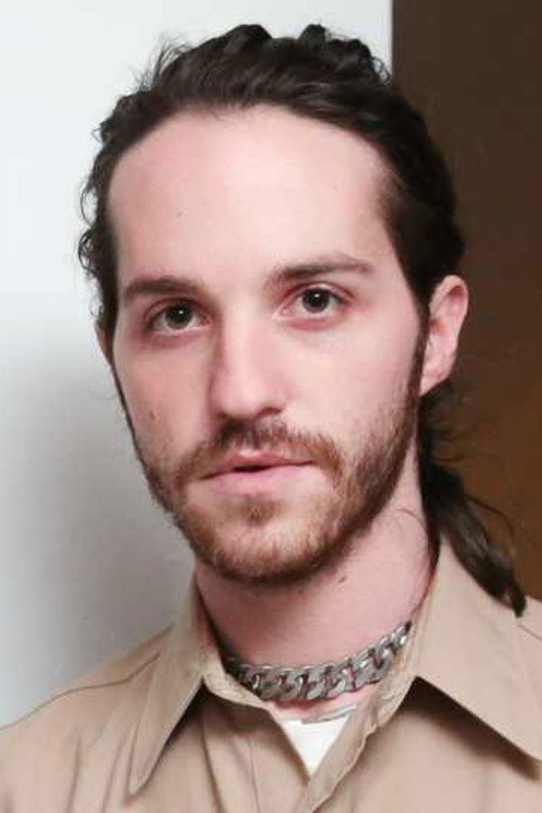 엘리 러셀 린네츠