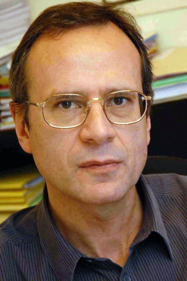 데니스 프레이드