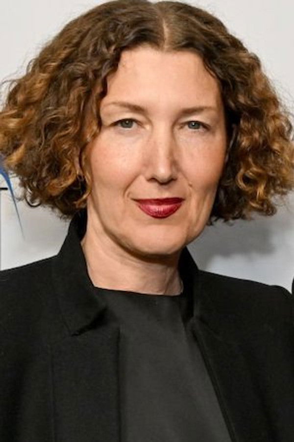 클라우디아 사른